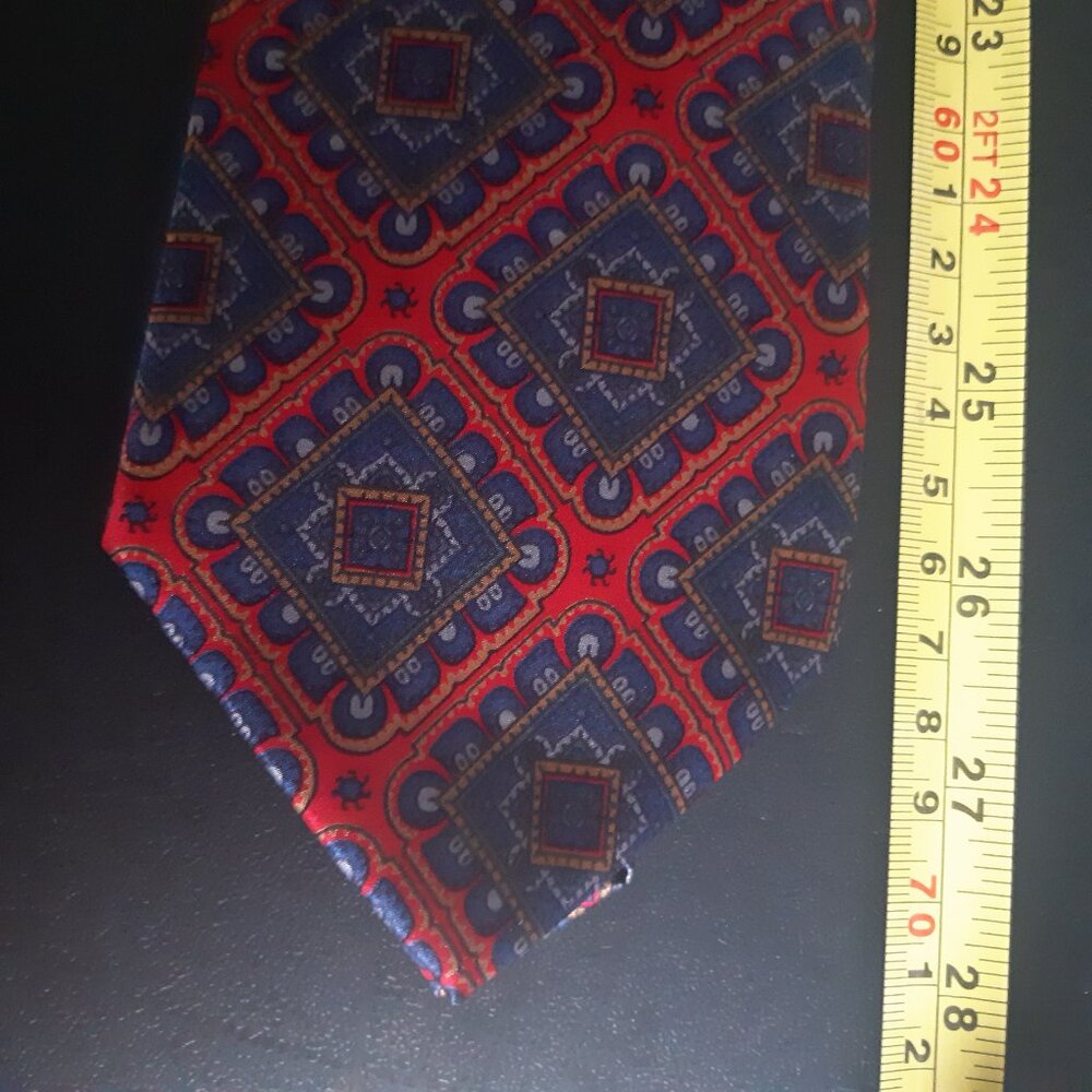 ⚡️BUY 3 for $55⚡️ Grafton & Co Silk Men's Tie, Ornate Square Multicolour Pattern - Picture 14 of 16